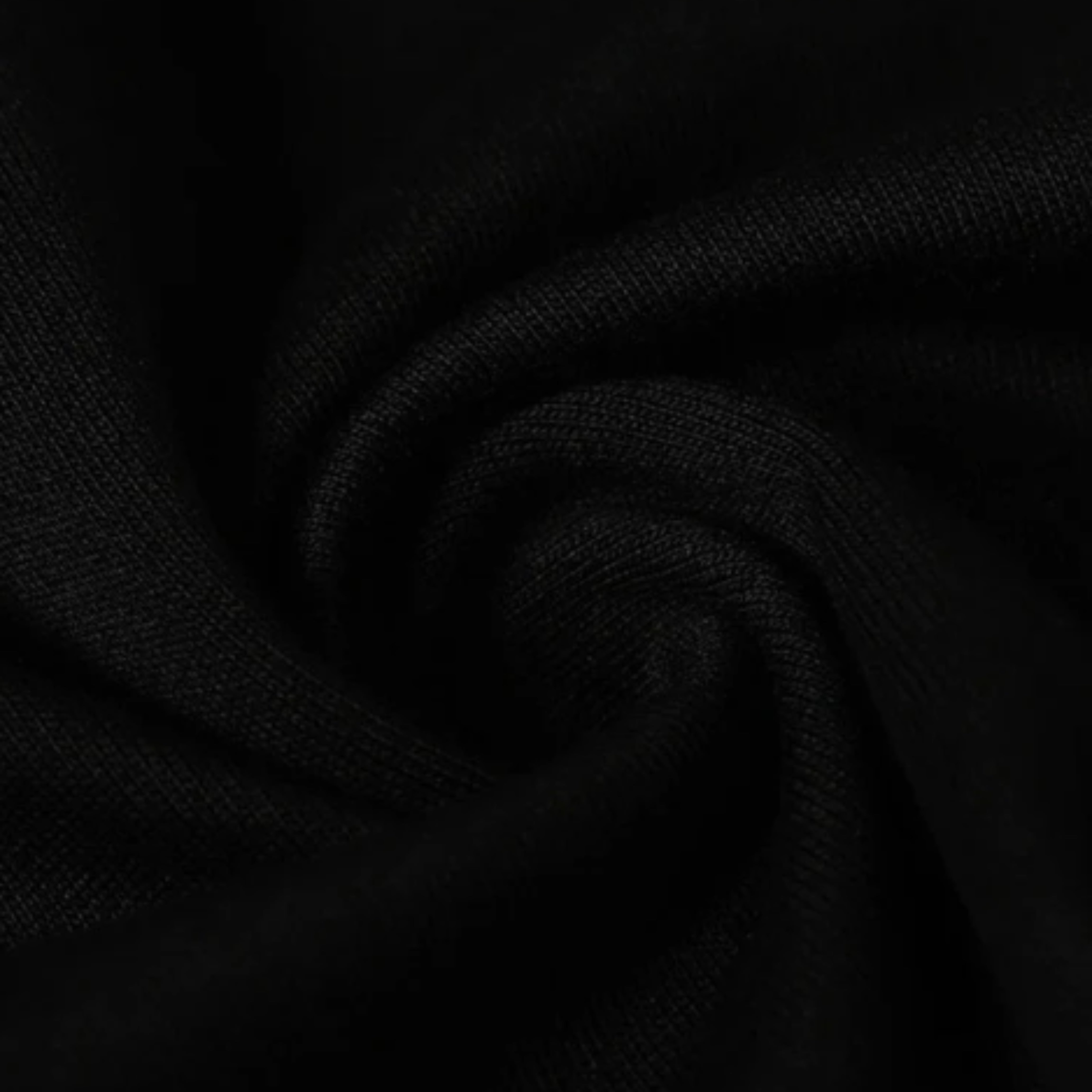 STRIPE MOTION — TEE